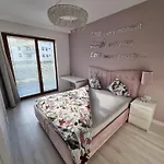 Altoria Apartament White&green * Gdynia