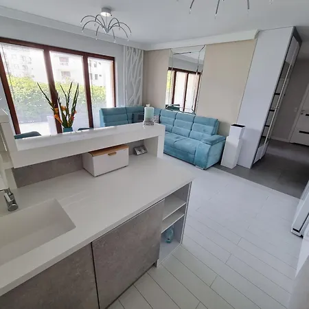 Altoria Apartament White&green شقة