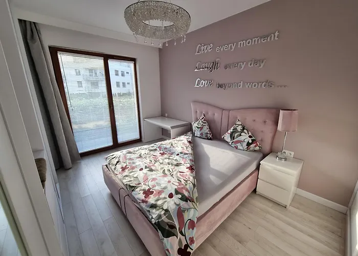 Altoria Apartament White&green * Gdynia